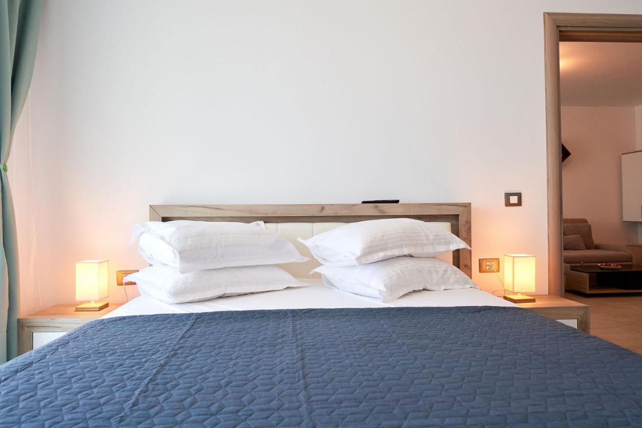 Rubic Apartment Spa N Pool Beach Resort Năvodari Εξωτερικό φωτογραφία