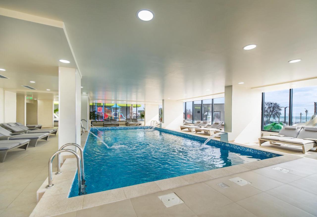 Rubic Apartment Spa N Pool Beach Resort Năvodari Εξωτερικό φωτογραφία
